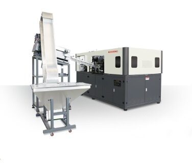 Машина для выдува тары объемом до 1.5 л.