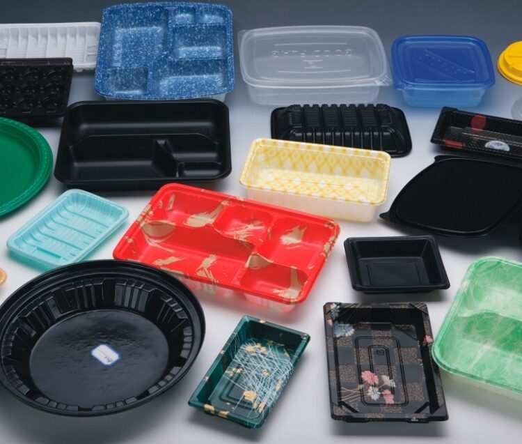 Термоформовочная машина HSC-720